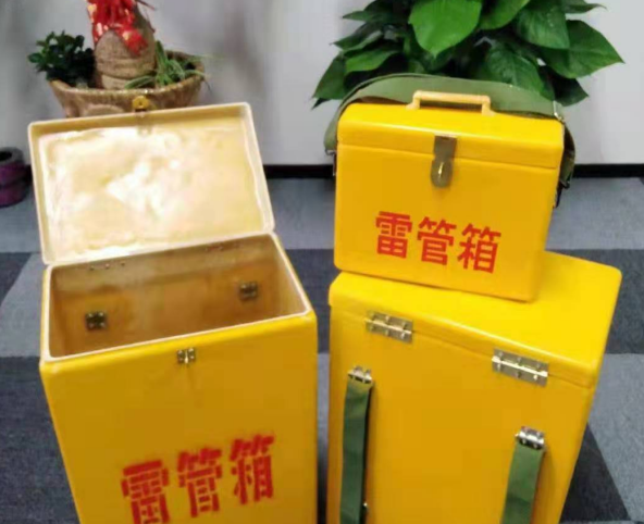 石拐玻璃钢雷管箱有哪些特点