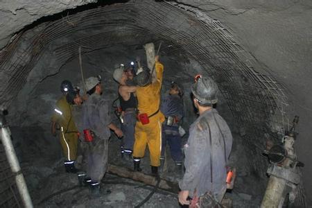 石拐工程爆破中的危险因素分析以及应对工程爆破危险的措施